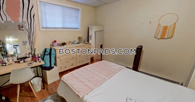 North End 2 Bed, 1 Bath Unit Boston - $3,200