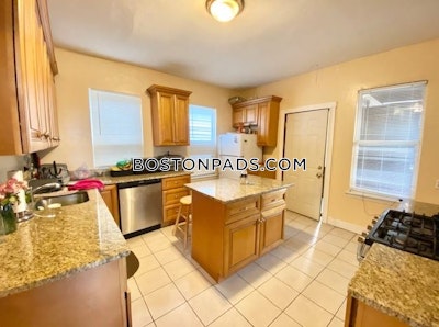 Mission Hill 3 Beds 2 Baths Boston - $4,800