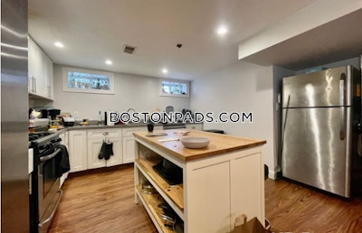 Northeastern/symphony 6 Beds 3 Baths Boston - $10,500