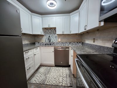 Lowell Renovated 1 Bedroom in Lowell - $2,200
