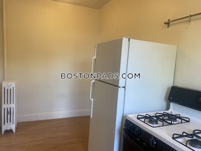 Brookline 1 Bed 1 Bath BROOKLINE- NORTH BROOKLINE $2,500  Coolidge Corner - $2,600