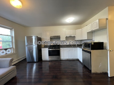 Mission Hill Open & Modern 3 Bed 1 Bath on Tremont St in Mission Hill Boston - $4,800