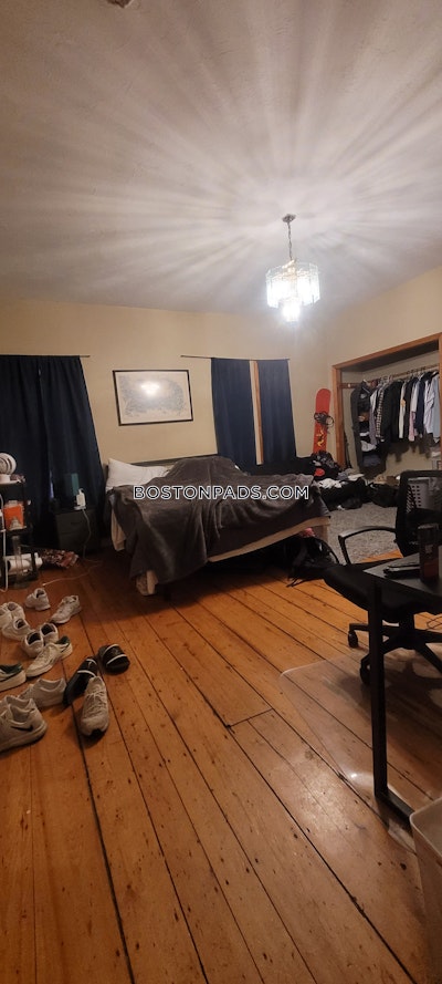 Mission Hill 5 Beds 2.5 Baths Boston - $9,000