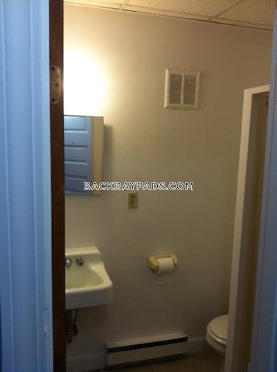 Back Bay Apartment for rent Studio 1 Bath Boston - $2,195